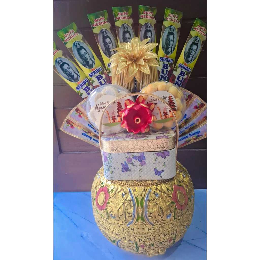 

Parcel galungan dan kuningan/Parcel hari raya galungan/parcel galungan/parcel galungan dan kuningan murah mewah bagus