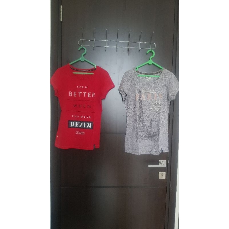 Kaos Wanita | x-eight | PRELOVED