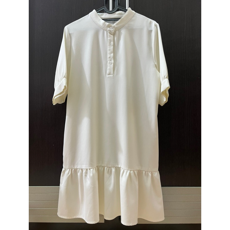 White Dress [ Preloved ]