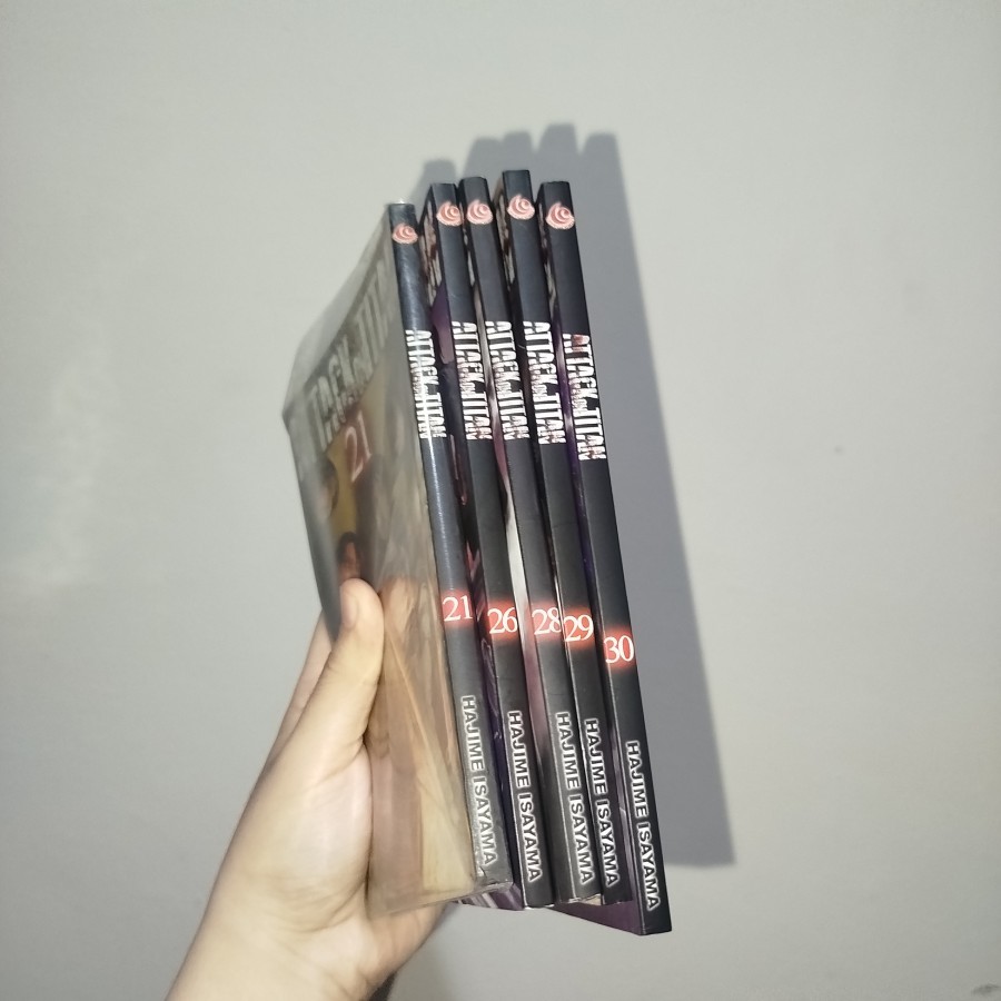 Komik Attack on Titan vol 21, 26-30 kolpri cabutan