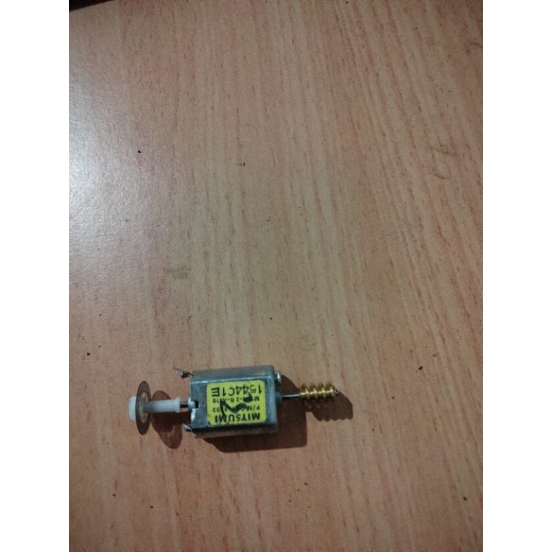 Dinamo kotak kecil 7volt, buat layang layang