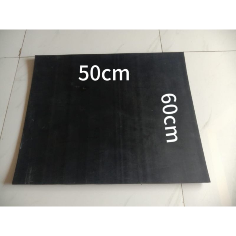 Karpet Lumpur Truk Fuso Ukuran 50 cm x 60 cm