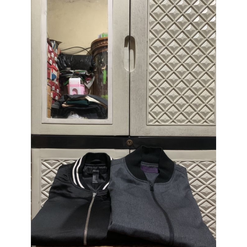 ORIGINAL JACKET BOMBER THE EXECUTIVE ZIPPER FOREVER 21 PARASUTE BLACK