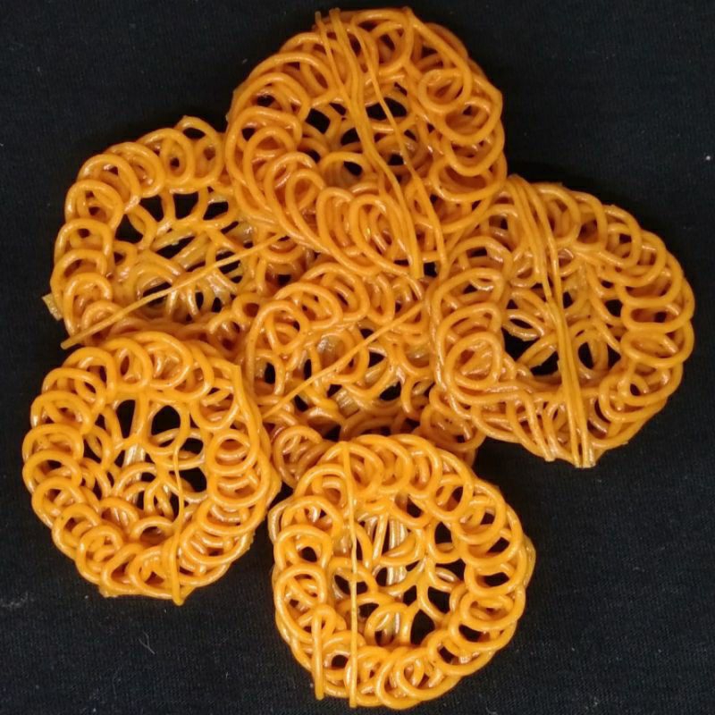 

krupuk krecek mentah bandung/uyel bundar besar kuning 500gr