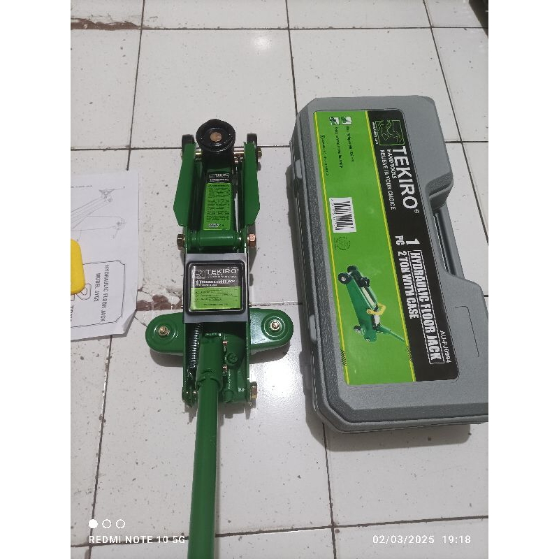 Mini_Miki_ Tekiro Dongkrak Mobil Model Buaya Kapasitas 2 Ton Japan Quality