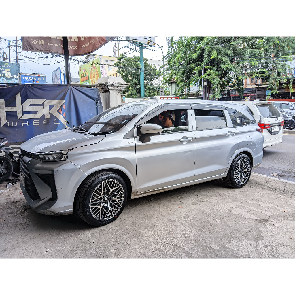 PAKET VELG PLUS BAN ACCELERA 215 50 R18 UNTUK MOBIL VELOZ USE VELG HSR BENAWA RING 18