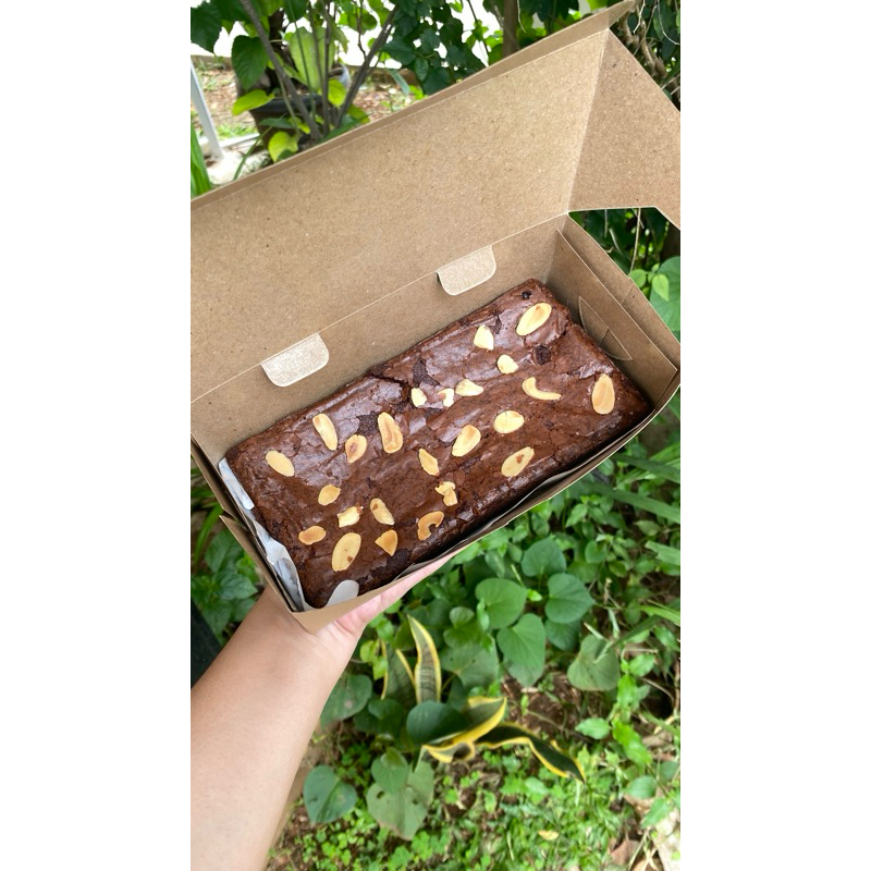 

BROWNIES Fudgy Gluten Free Dark Cokelat PANGGANG (Produk Terbaru Hari Ini) | Brownies Ukuran Box Large 20x20 Cm | Brownies Panggang Ukr 20x20