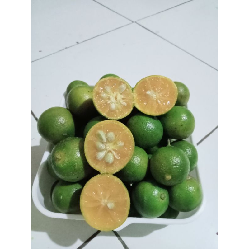 

jeruk sunkit / jeruk kasturi / jeruk kunci / jeruk lemon cui