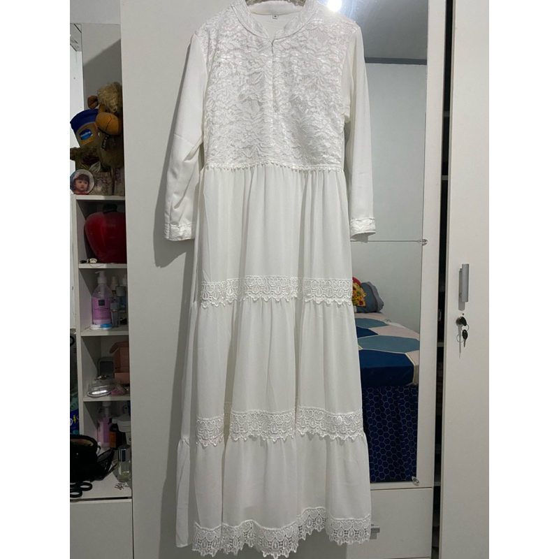 Preloved Renda Broken White Gamis Busui Burkat Polos Putih Umrah Haji Lebaran Syari Furing