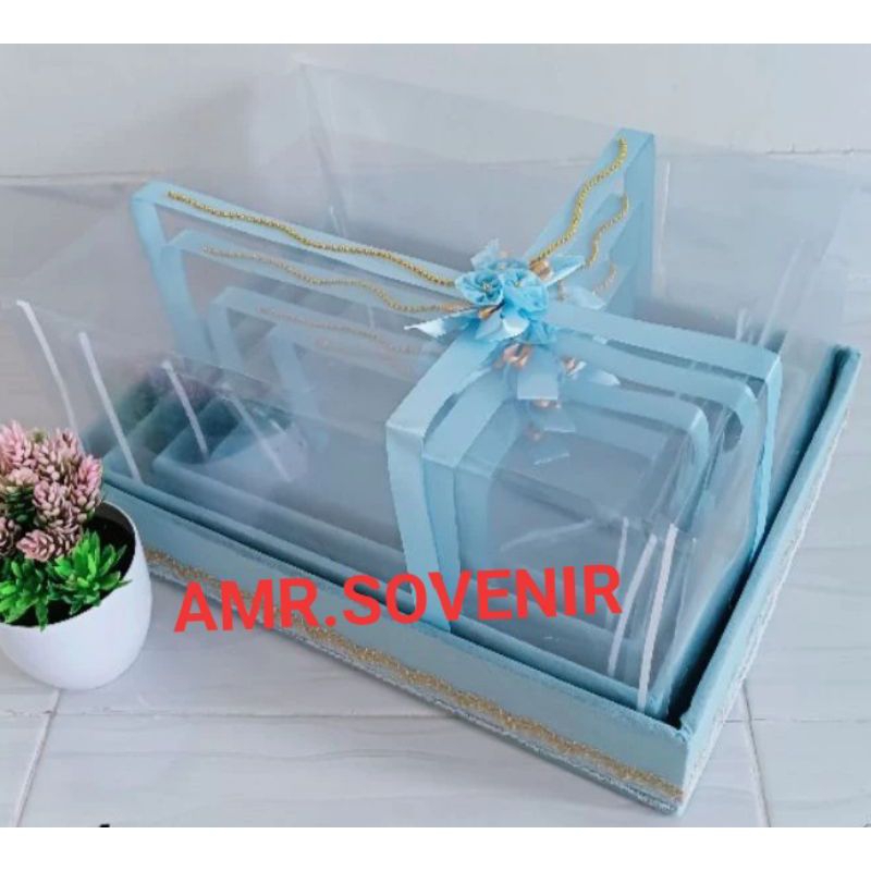 

KOTAK HANTARAN PERNIKAHAN 1 SET 4 PCS BOK PERNIKAHAN FULL MIKA