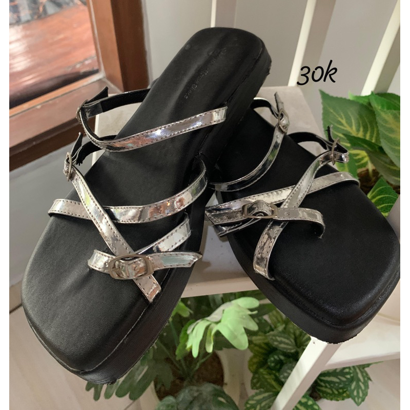 Preloved Sendal Wanita