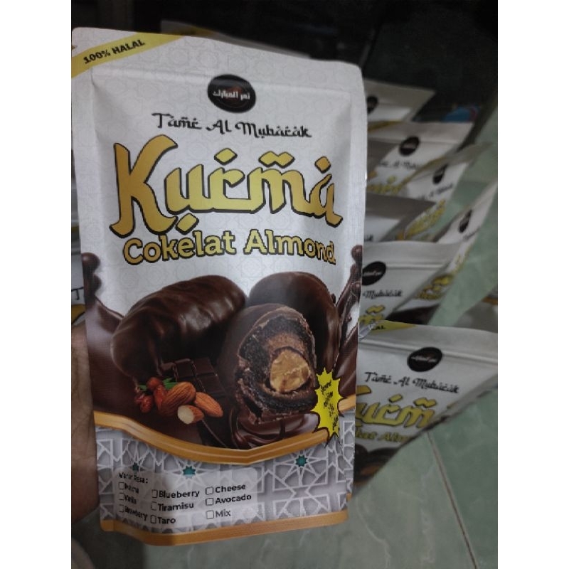 

kurma coklat/chocolate dates isi almond varian rasa, coklat strawberi, blueberi, vanilla, matcha, chesse, avocado, taro dan tiramisu