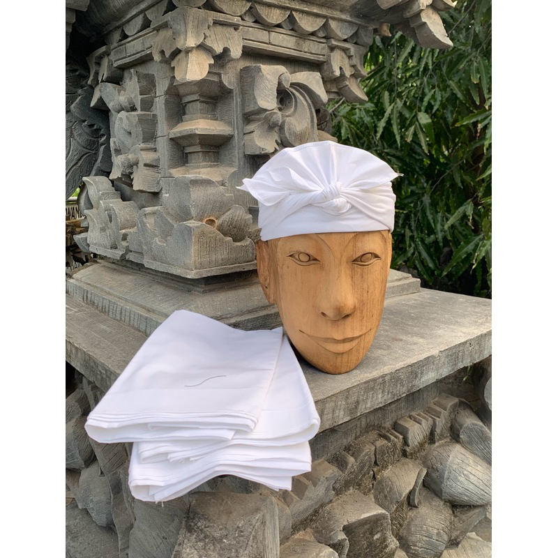 udeng lembaran putih