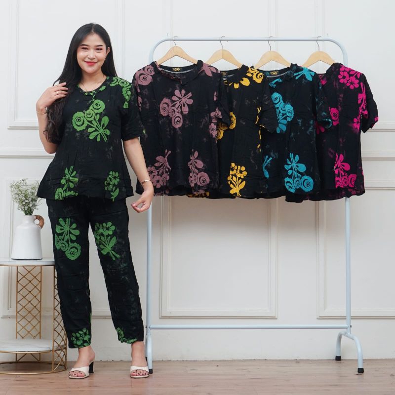 SETELAN BATIK WANITA KEKINIAN | ONESET MOTIF SUNAN HITAM BUNGA | BAJU TIDUR SUNAN BAHAN RAYON ADEM