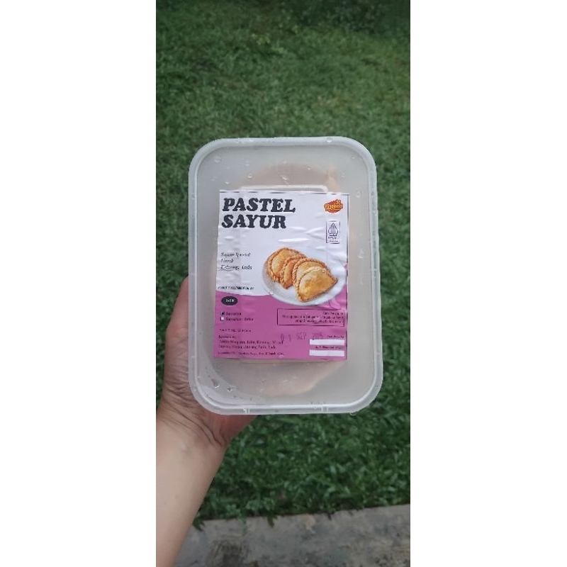 

pastel sayur frozen isi 8 pcs