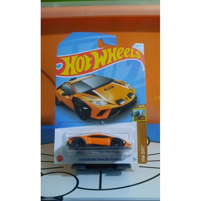 Hot Wheels Lamborghini Huracan Sterrato