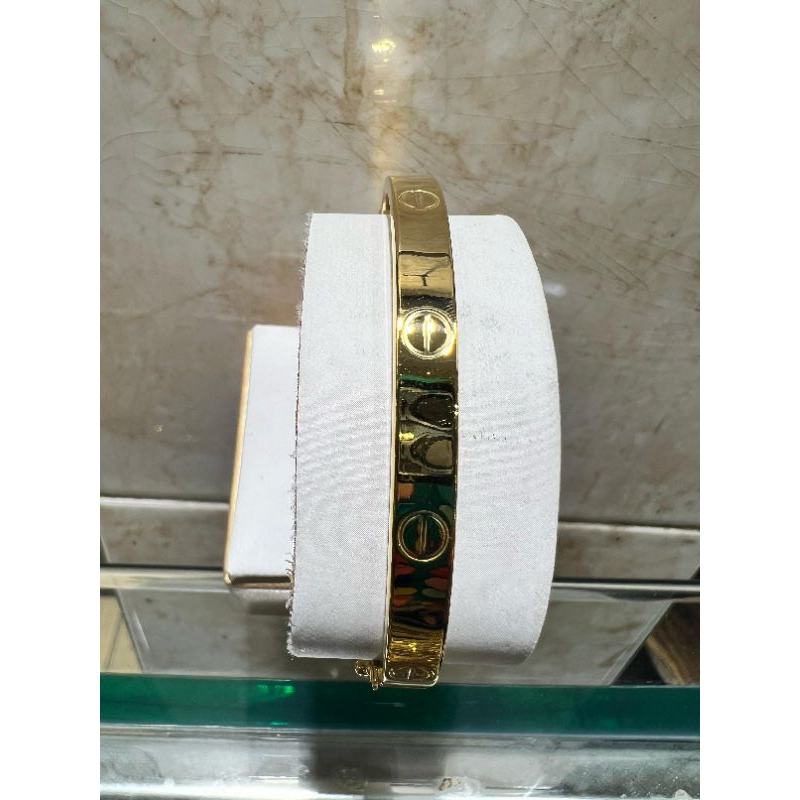 Gelang oval Cartier mas muda