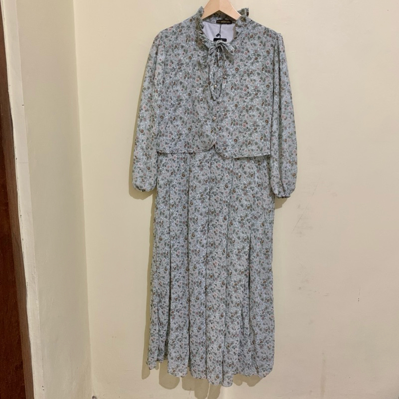 Midi Dress MIDORI Motif Bunga sakura vest Korean style - Gamis MIDORI Rompi Vest korean style - Midi