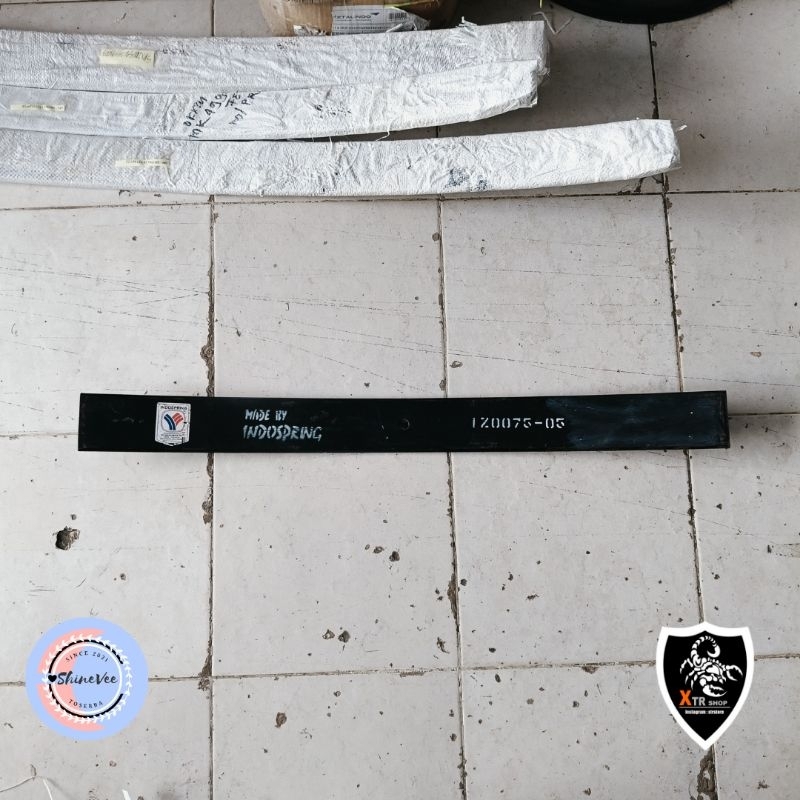 per induk NKR71 belakang no 5 per belakang NKR per daun Isuzu macan IZ75-5 pir Utama elf lebar 7cm P