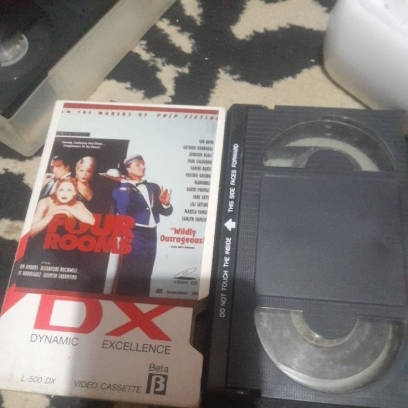 kaset betamax four rooms