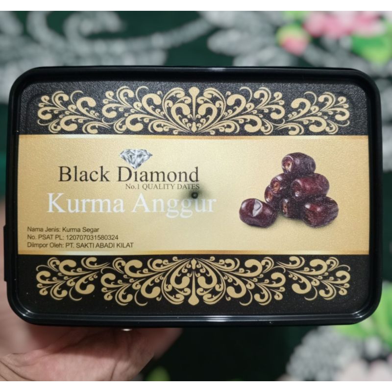 

Kurma Anggur Black Diamond Kemasan 500 gram
