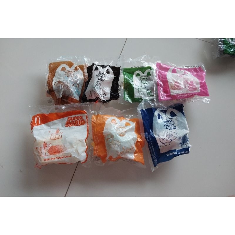 Happy meal MCD mario bros, mainan mcd