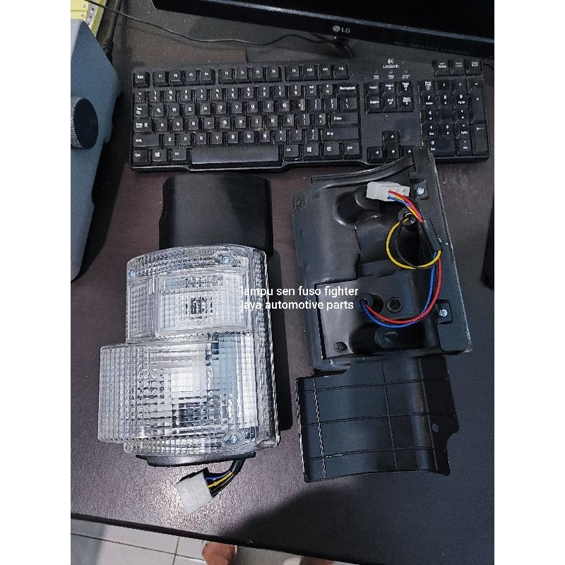 Lampu sen fuso fighter set 2pcs