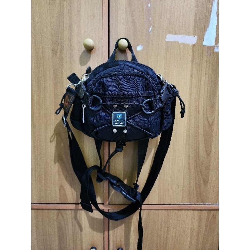 GENOVA SPORTS UTILITY SLING WAIST BAG