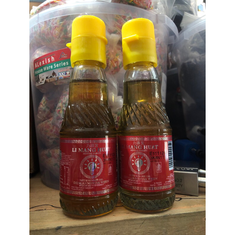 

Li Mang Huat Sesame Oil 100 ml | Minyak Wijen Li Mang Huat Botol Kecil