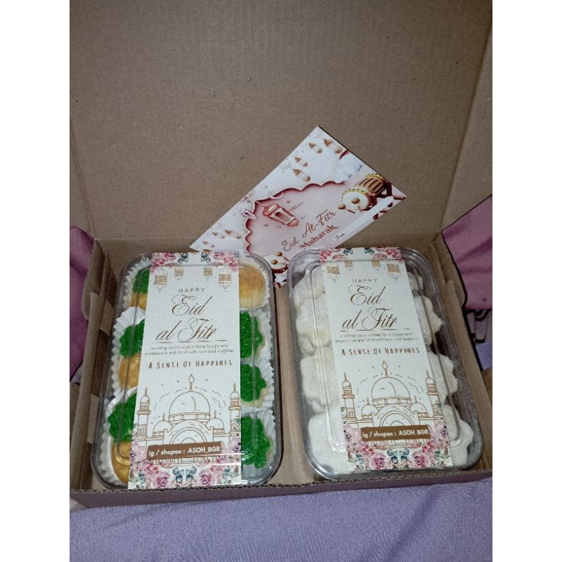 

Hampers Putri salju & Nastar | free kartu ucapan idul fitri