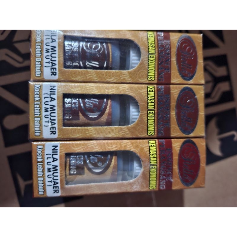 Stella Essen NILA MUJAER (LUMUT)