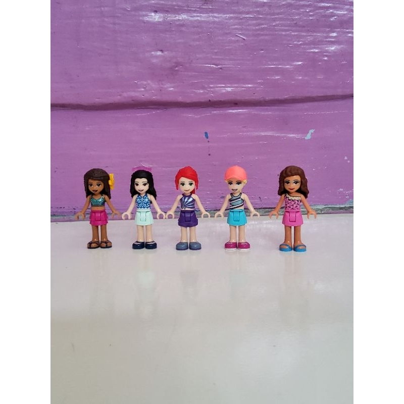 Lego friends 2018 minifigure beach outfit - 1 paket, 5 minifigure