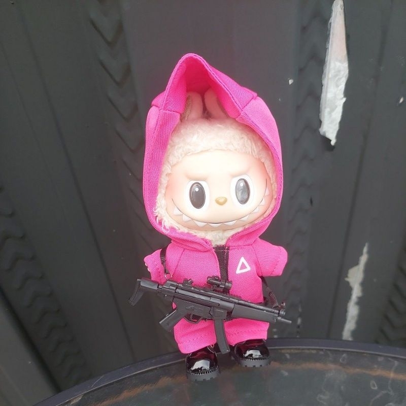 ( READY FULLSET COSTUME ONLY  ) LABUBU SQUID GAME " PINK TRIANGLE SOLDIER " COSPLAY