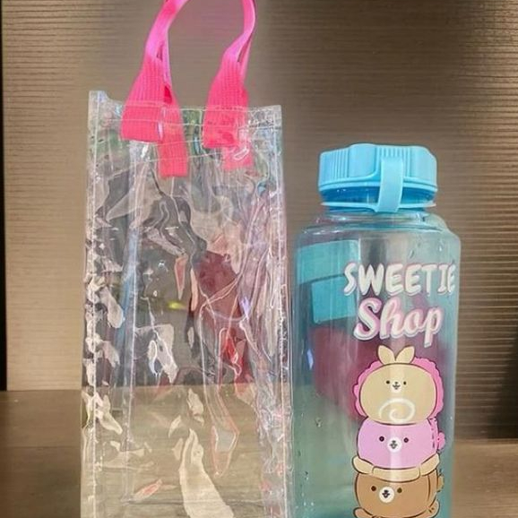 

Tas Botol Mika PVC 0.2 Polos | Goodie Bag Hampers | Gift Bag | Goody bag | Godiebag | Tote bag | Totebag Tali Webbing