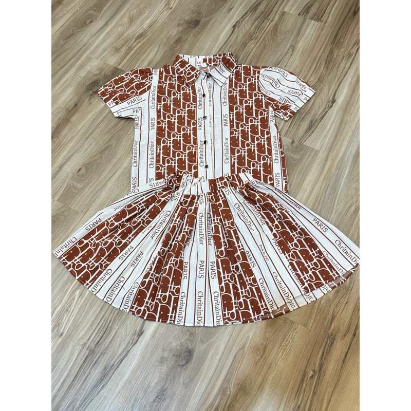 Second / Bekas baju 1 set Dress anak gadis Chritain dior paris