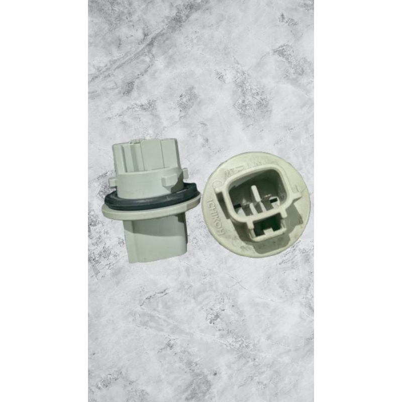 Soket socket fitting lampu sen depan Toyota avanza new original