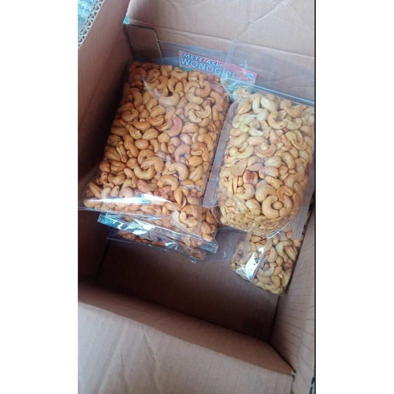 

KACANG METE WONOGIRI MATENG 500GR