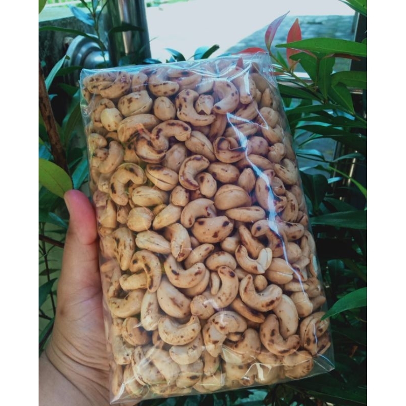 

kacang mede varian rasa 500gram