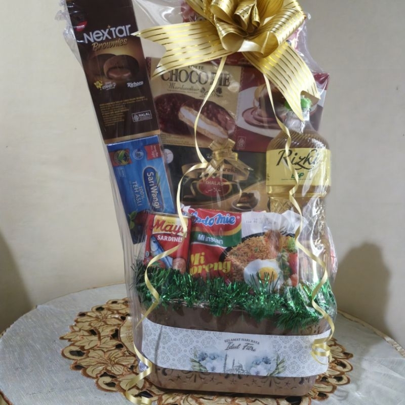 

Hampers Parcel Lebaran Idul Fitri - Sembako Premium Komplit