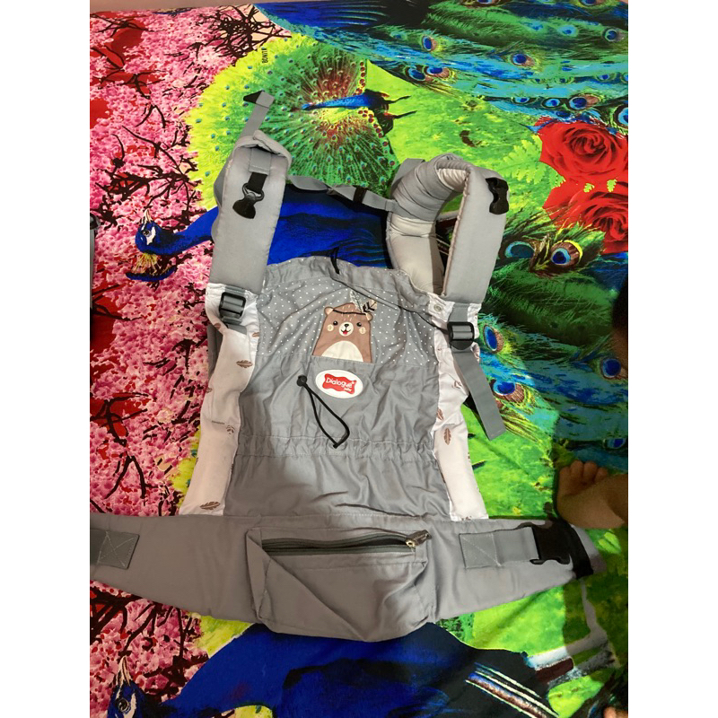 gendongan Dialogue baby