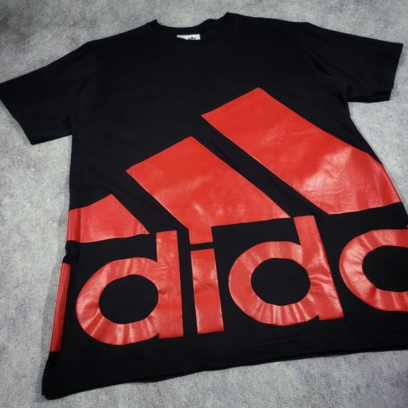 KAOS ADIDAS LOGO MOUNTAIN MEGA PRINT