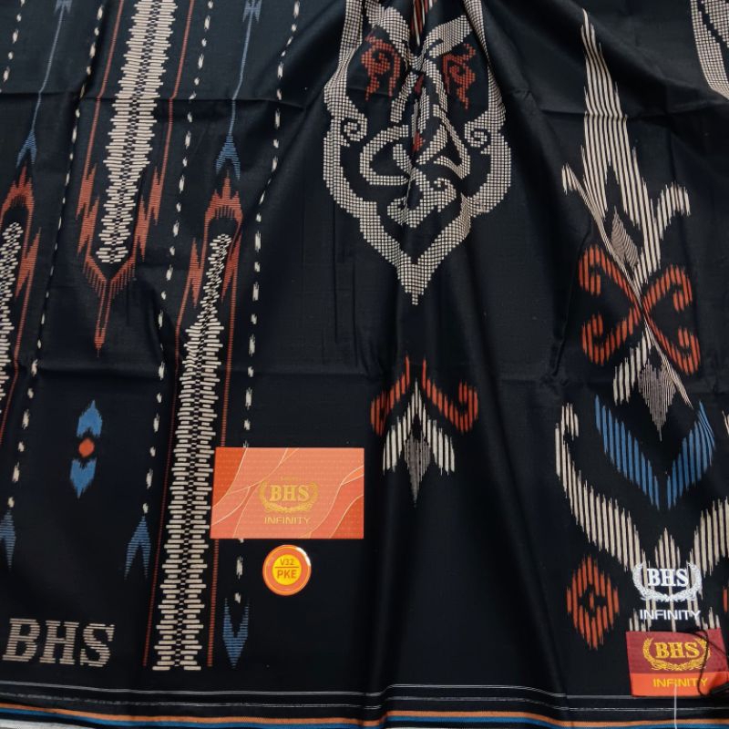 SARUNG BHS INFINITY GOLD V32 PKE 2 HITAM