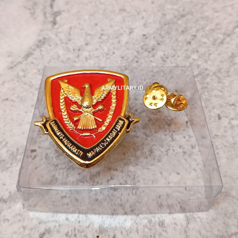 PIN EMBLEM BARET PASKHAS