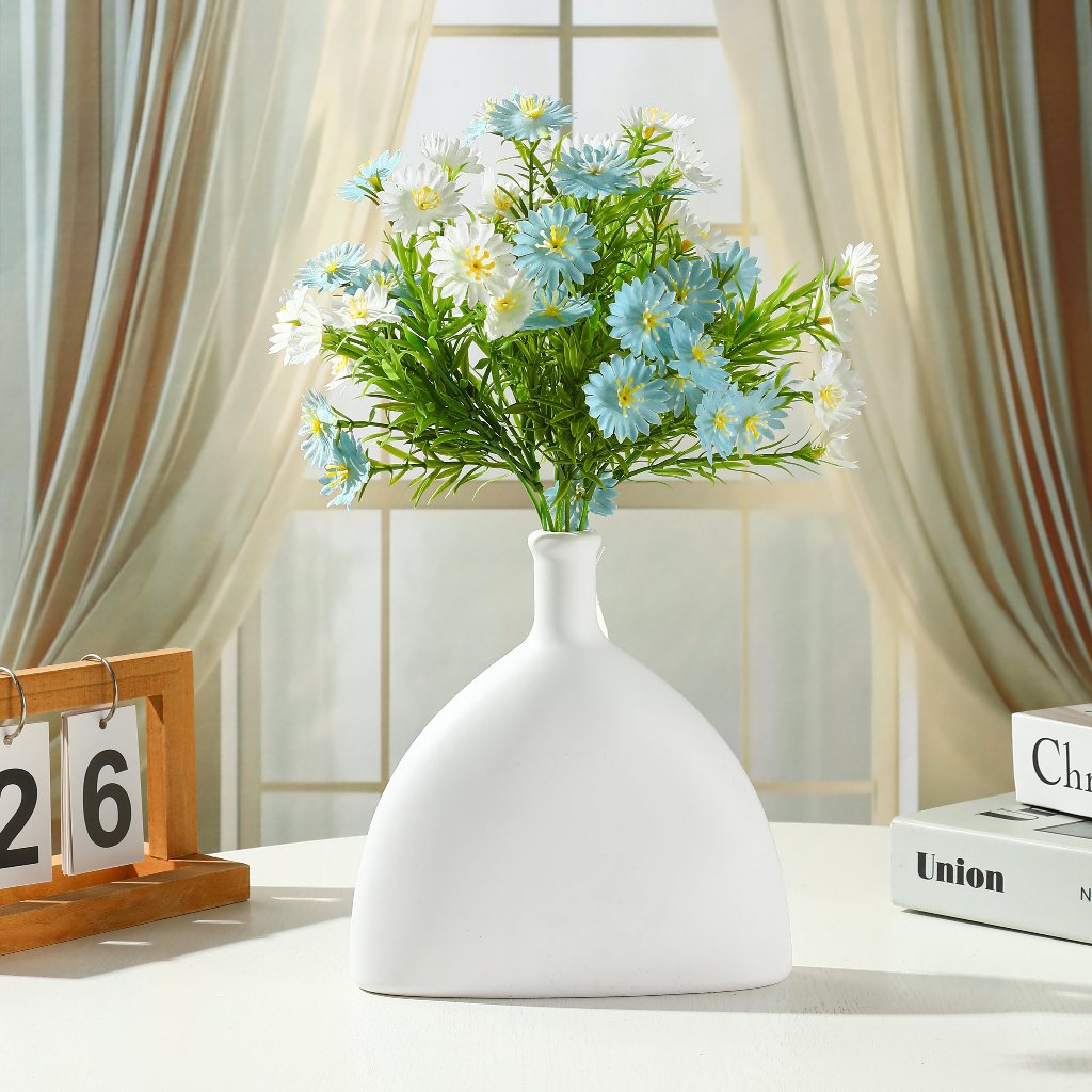 Set Bunga Plastik dan Vas/Bunga Hias Plastik Kamar/Kado Ulang Tahun Cewek/Hiasan Meja Aesthetic