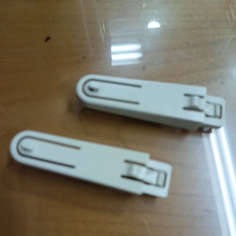 

kaki dudukan mesin kalkulator/kaki dudukan kertas kalkulator Casio/Sepasang sepaket