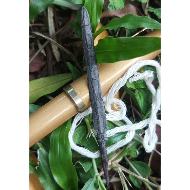 pusaka keris tumbak pulpen jimat