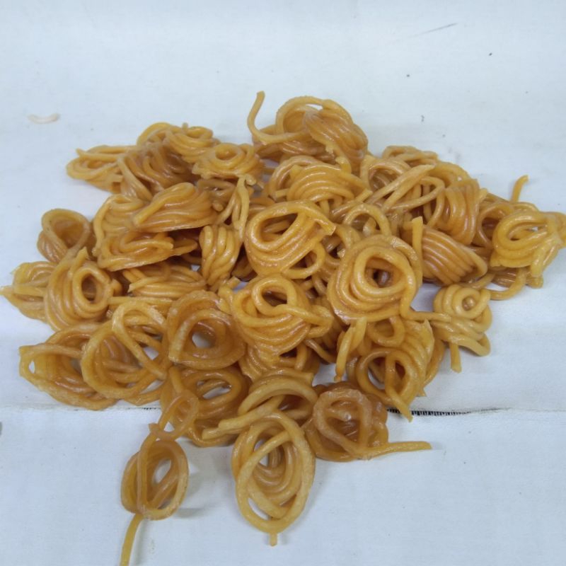 

krupuk krecek mentah keong 1kg