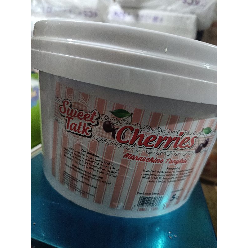 

CHERRY TANGKAI MERAH 5kg/1pail cherries sweet talk /cery