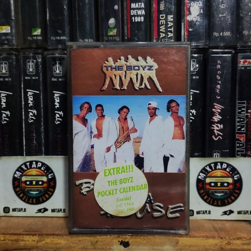 Kaset Pita - The Boyz - Boyz In The House - Radio Tape - Kaset - Radio - Pemutar Kaset - Retro - Cla