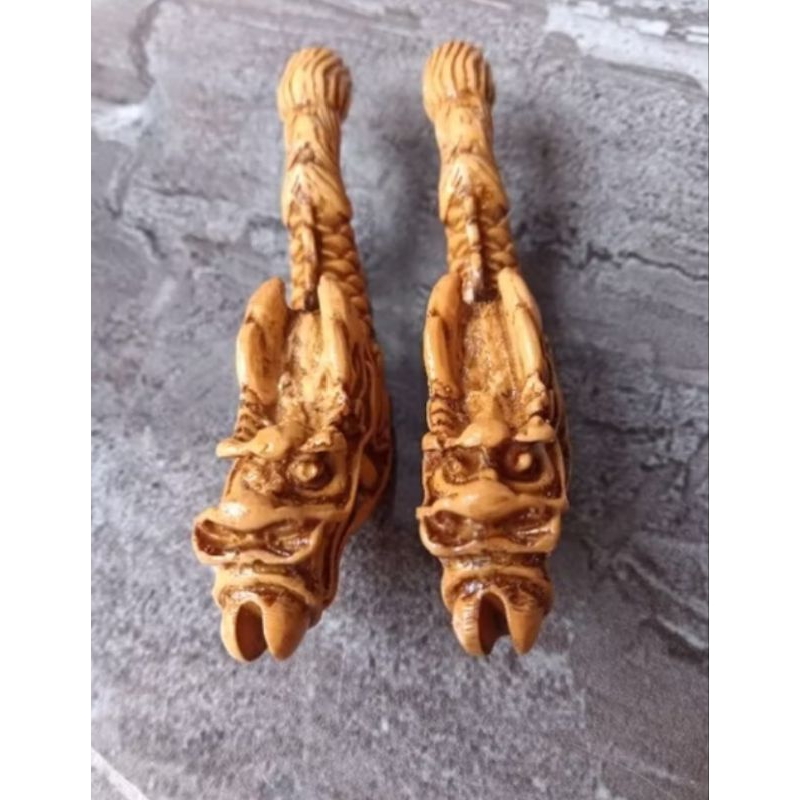 Tangkringan sangkar pleci bahan resin